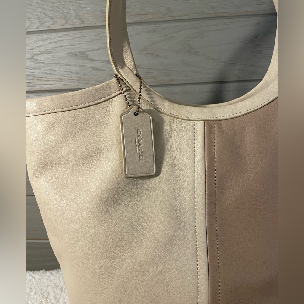 Coach Bea soft Leather Tote - Picture 3 of 10
